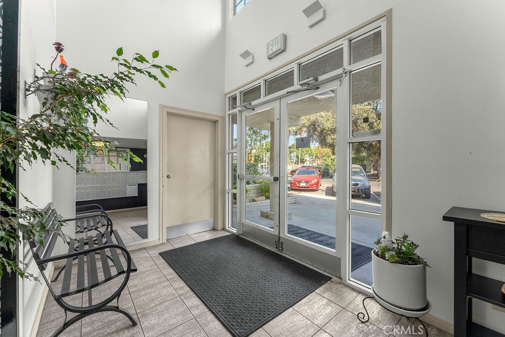 645 Chestnut Avenue 305