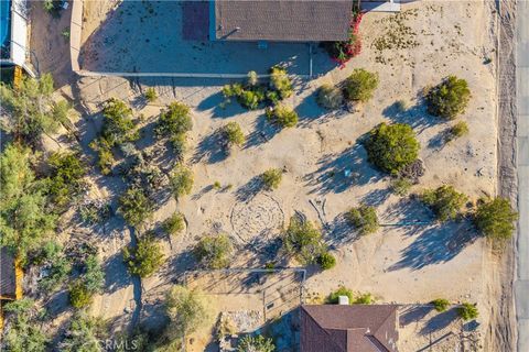 Photo of 6972 49 Palms Avenue, 29 Palms, CA 92277 (MLS # JT25246760) Photo of 6972 49 Palms Avenue, 29 Palms, CA 92277 (MLS # JT25246760)