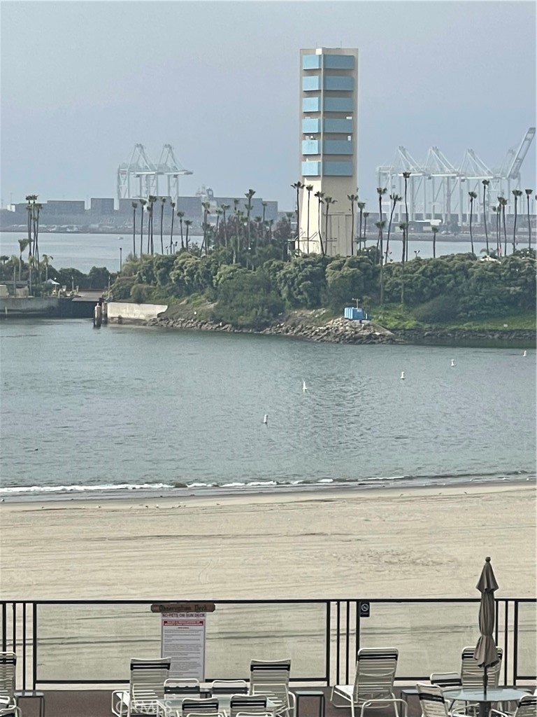 1140 E Ocean Boulevard 320