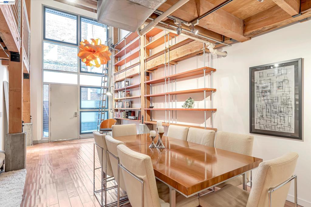 650 Delancey St 103