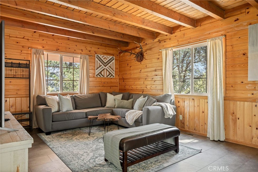 24071 Fern Glen