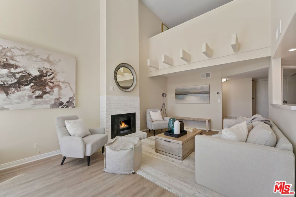 Photo of 2677 Centinela Avenue #402, Santa Monica, CA 90405 (MLS # 25604137)