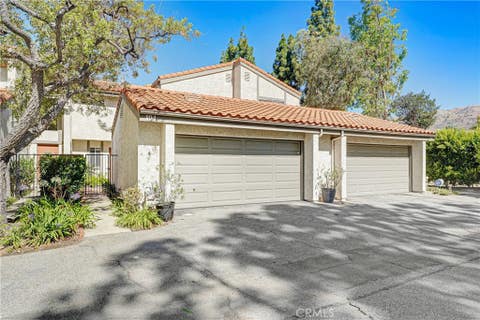 Photo of 11621 Tampa Avenue #194, Porter Ranch, CA 91326 (MLS # SR26150577)