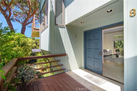 Photo of 828 Wonder View Drive, Calabasas, CA 91302 (MLS # SR25130915) Photo of 828 Wonder View Drive, Calabasas, CA 91302 (MLS # SR25130915)