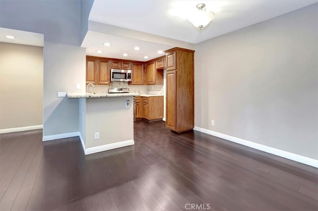 23556 Cambridge Road 327