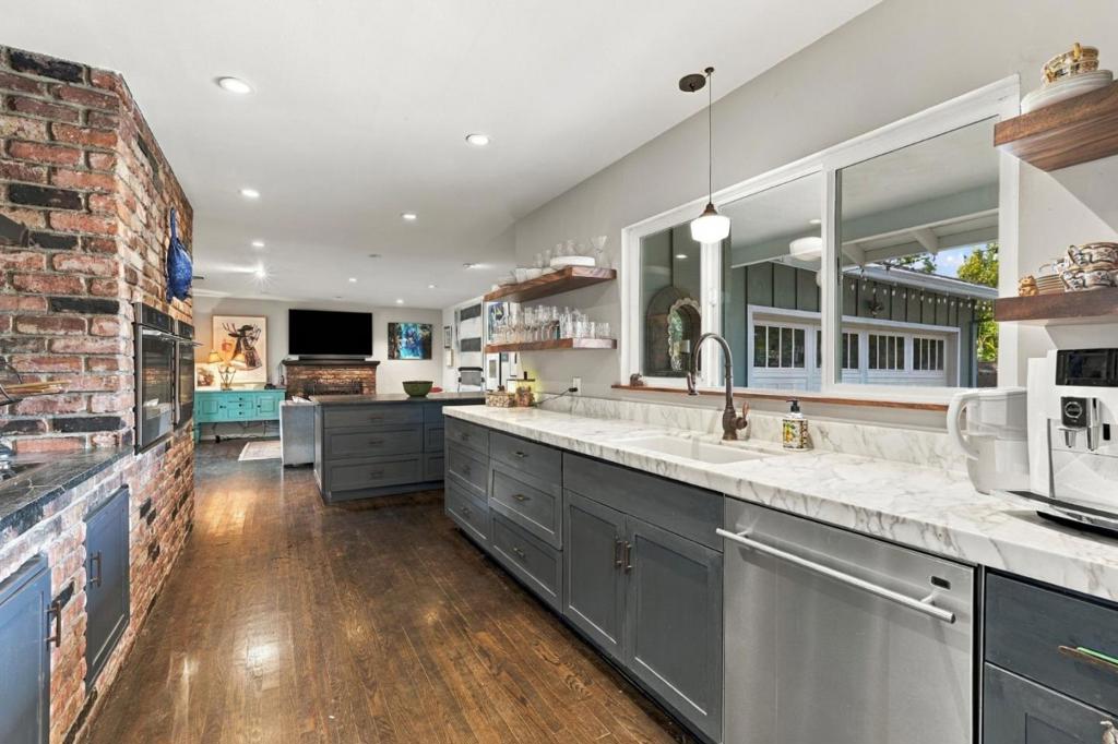 1662 Saint Anthony Drive
