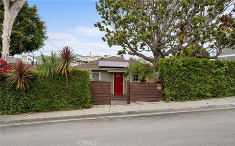 Photo of 1700 Stanford Avenue, Redondo Beach, CA 90278 (MLS # PV25130056)