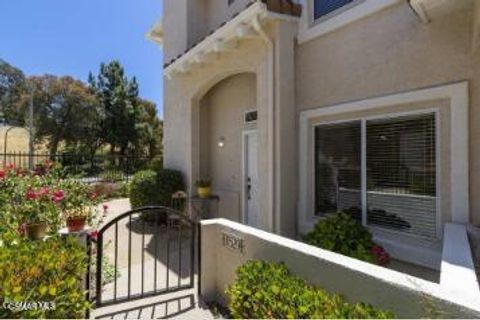 Photo of 11529 Treeview Court, Moorpark, CA 93021 (MLS # 226001669)