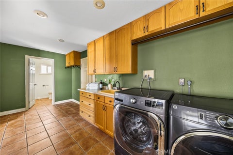 Tiny photo for 5955 Whispering Oaks Way, Paso Robles, CA 93446 (MLS # NS26169928)