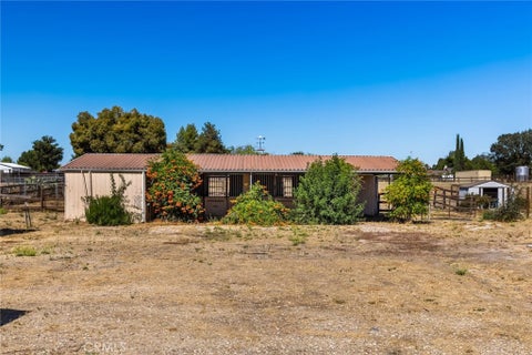 Tiny photo for 5955 Whispering Oaks Way, Paso Robles, CA 93446 (MLS # NS26169928)
