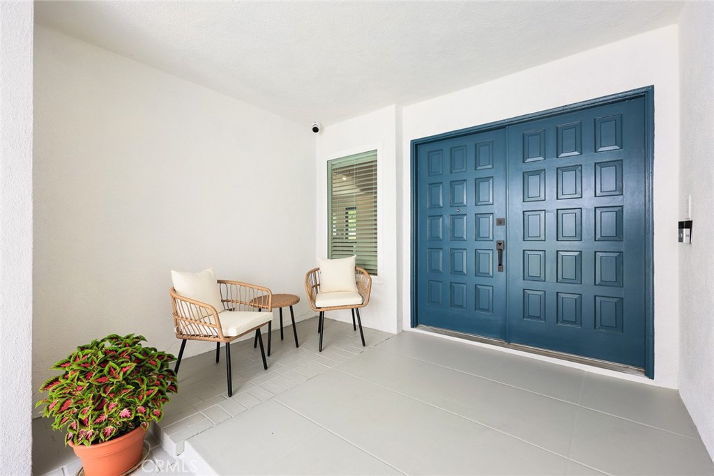 509 Sierra Madre Villa Avenue
