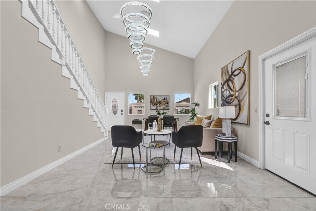 1632 W 221st