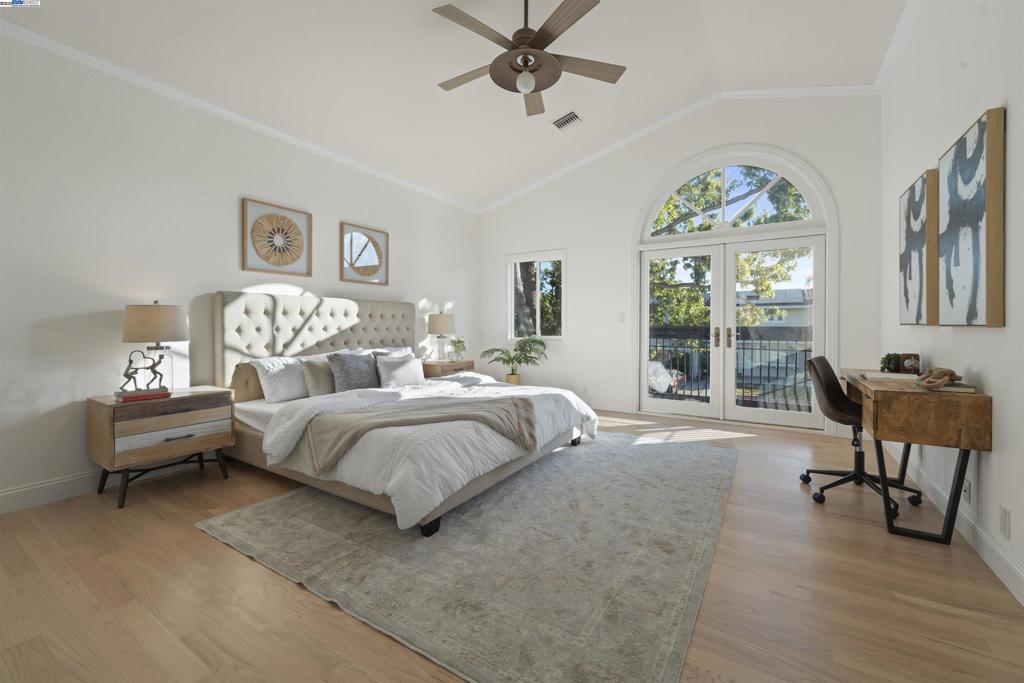 PLEASANTON MDWS - Residential