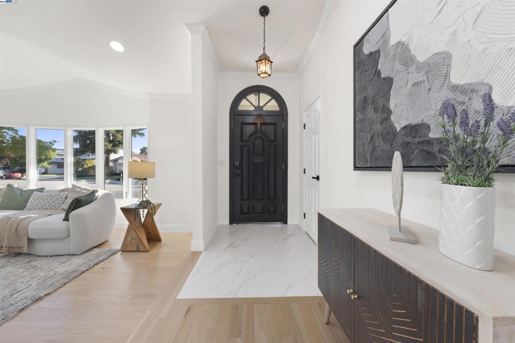 PLEASANTON MDWS - Residential