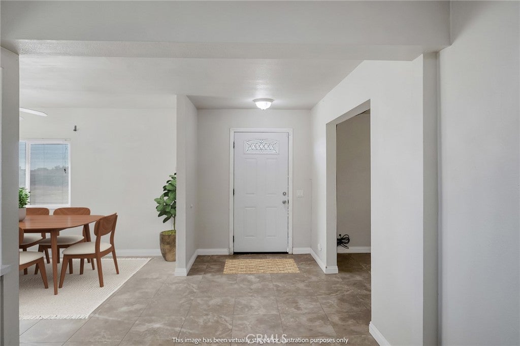 9376 Flora Vista
