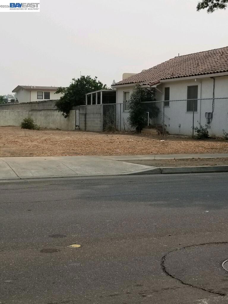 1458 Parker Ave