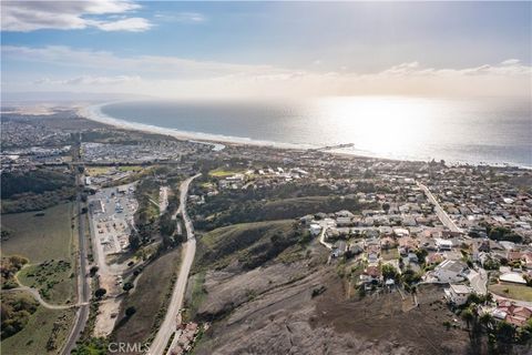Tiny photo for 1094 Longview, Pismo Beach, CA 93449 (MLS # SC26058303)