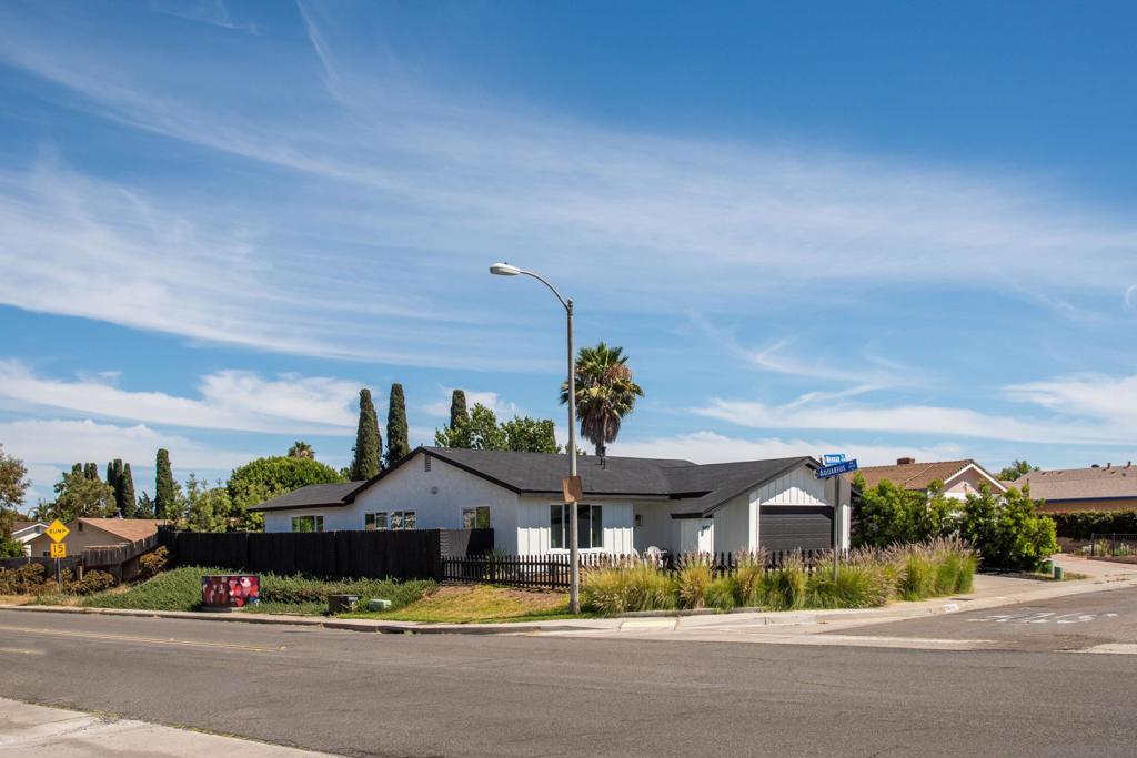 8419 Menkar Rd