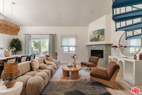 Photo of 131 Galleon Street #2, Marina Del Rey, CA 90292 (MLS # 25586713)
