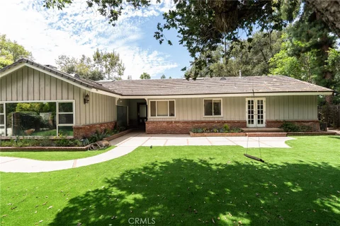 10461 Andora Ave, Chatsworth, CA 91311 - MLS#: SR26182225