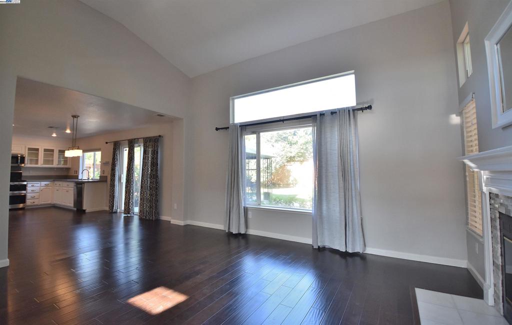 BRIDLE CREEK - Residential