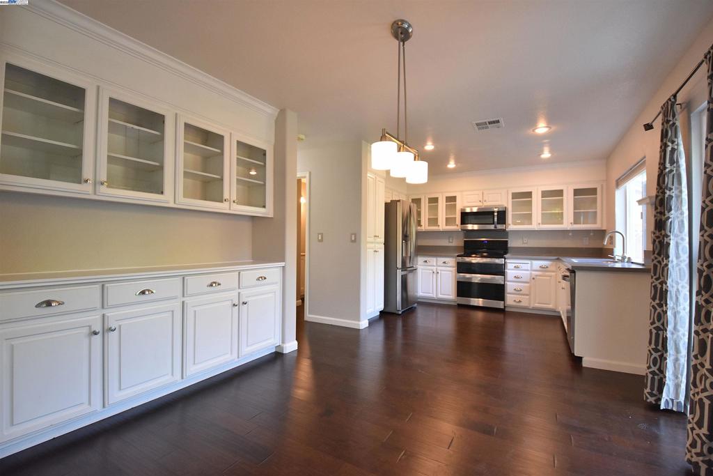 BRIDLE CREEK - Residential