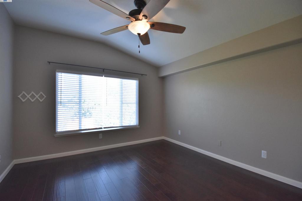 BRIDLE CREEK - Residential