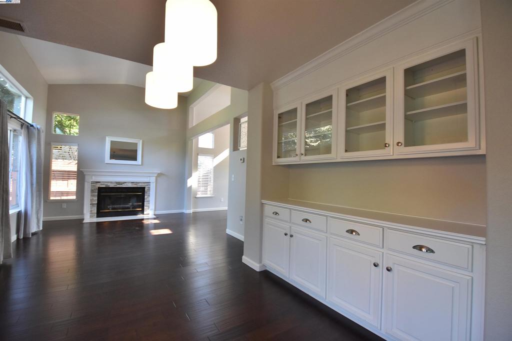 BRIDLE CREEK - Residential