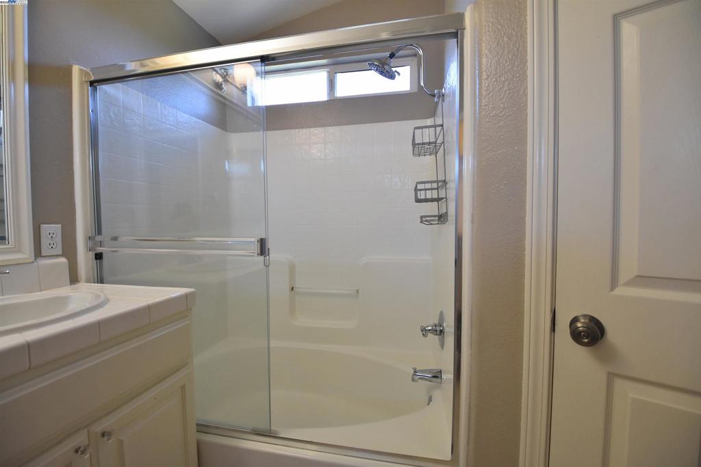 BRIDLE CREEK - Residential