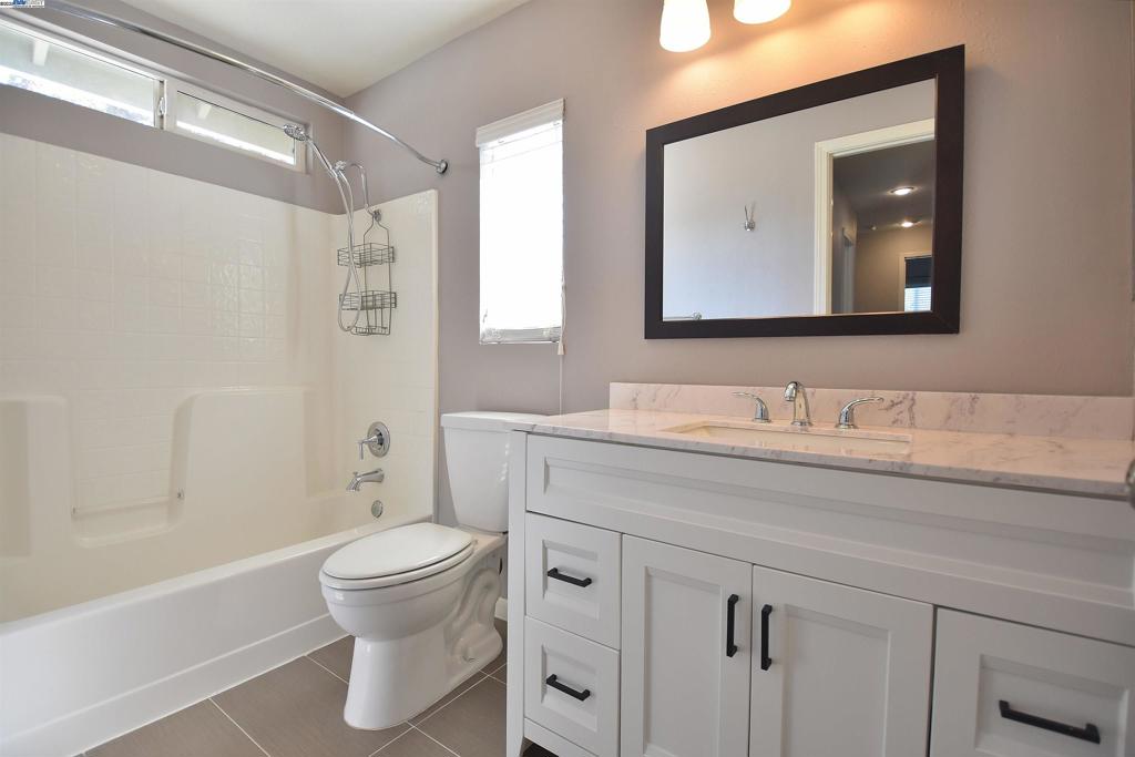 BRIDLE CREEK - Residential