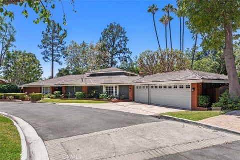 Photo of 1632 SE Skyline Drive, North Tustin, CA 92705 (MLS # OC26164351)