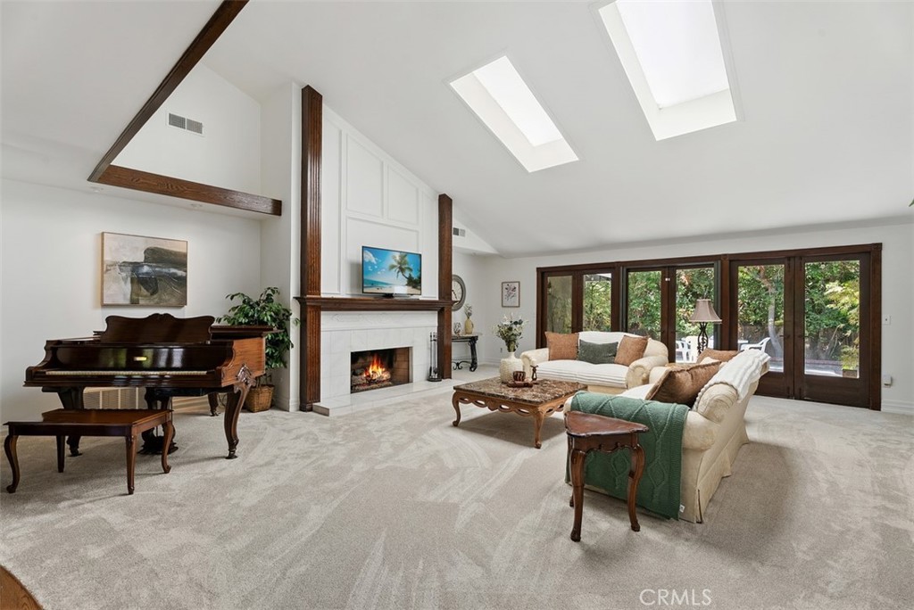 1632 SE Skyline Drive