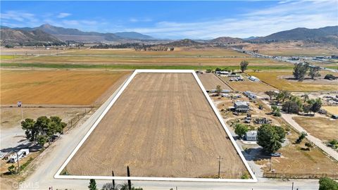 0 Olive Winchester CA 92596