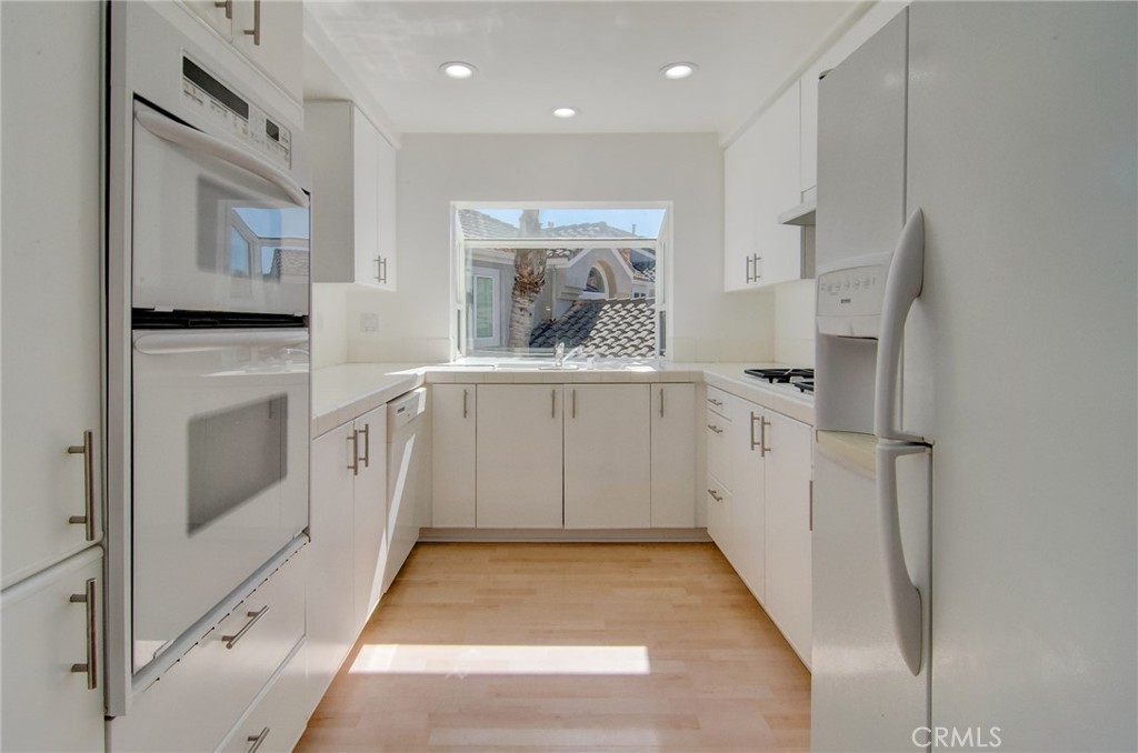 Capri (CAP) - Residential Lease