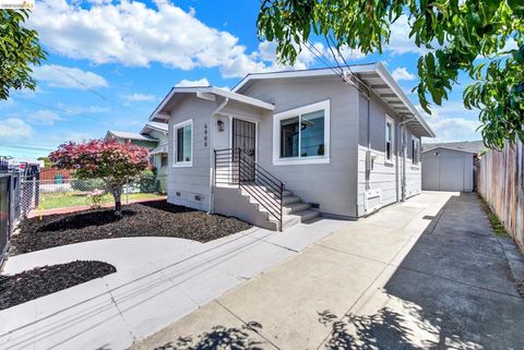 Photo of 6900 Halliday Ave AVE, Oakland, CA 94605 (MLS # 41137394)