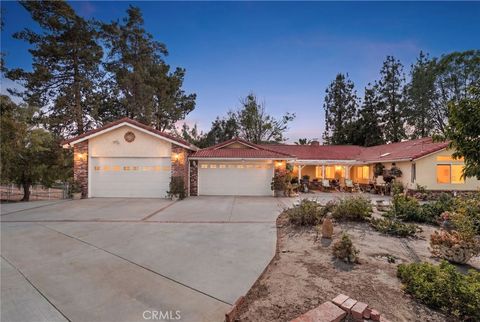 Photo of 16620 Rocky Glen Rd, Perris, CA 92570 (MLS # CV26078658)