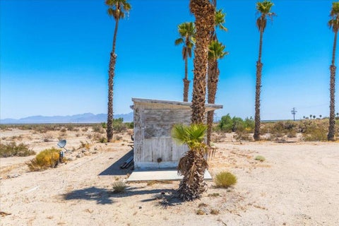 Tiny photo for 43960 Shasta Drive, Desert Center, CA 92239 (MLS # 219150532DA)