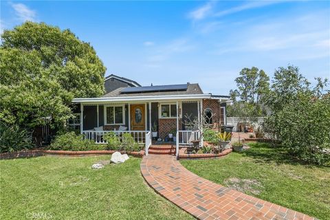 Photo of 2642 Westminster Place, Costa Mesa, CA 92627 (MLS # OC26070207)