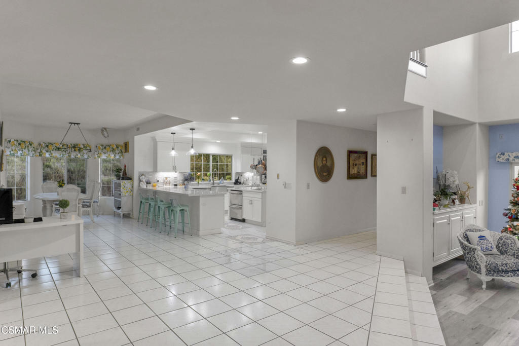 Orchard Downs-330 - 1003112 - Residential
