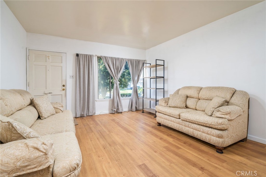 7558 Citronell Avenue