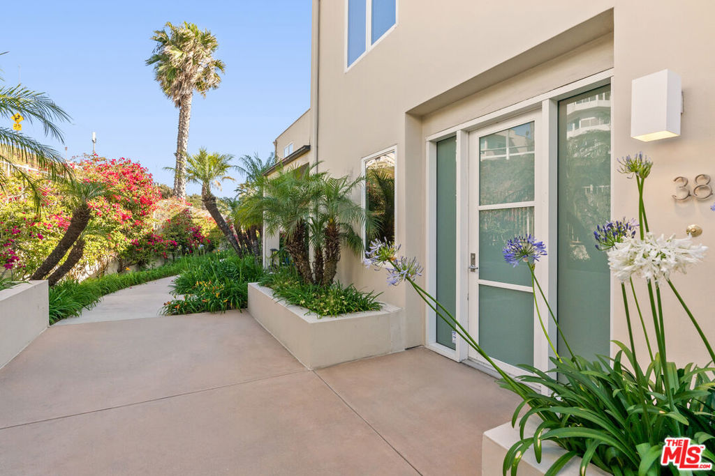 7301 Vista Del Mar 38