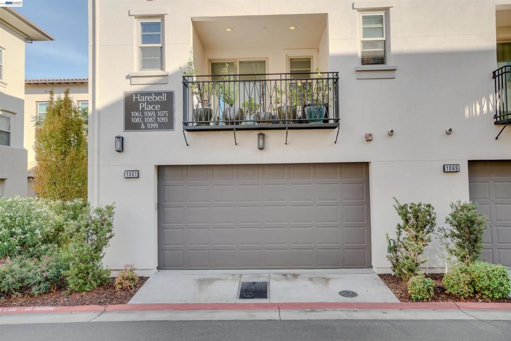 1061 Harebell Pl