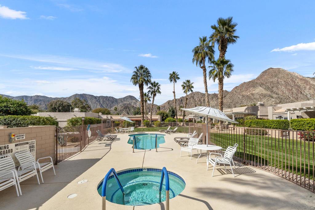 Laguna De La Paz - Residential