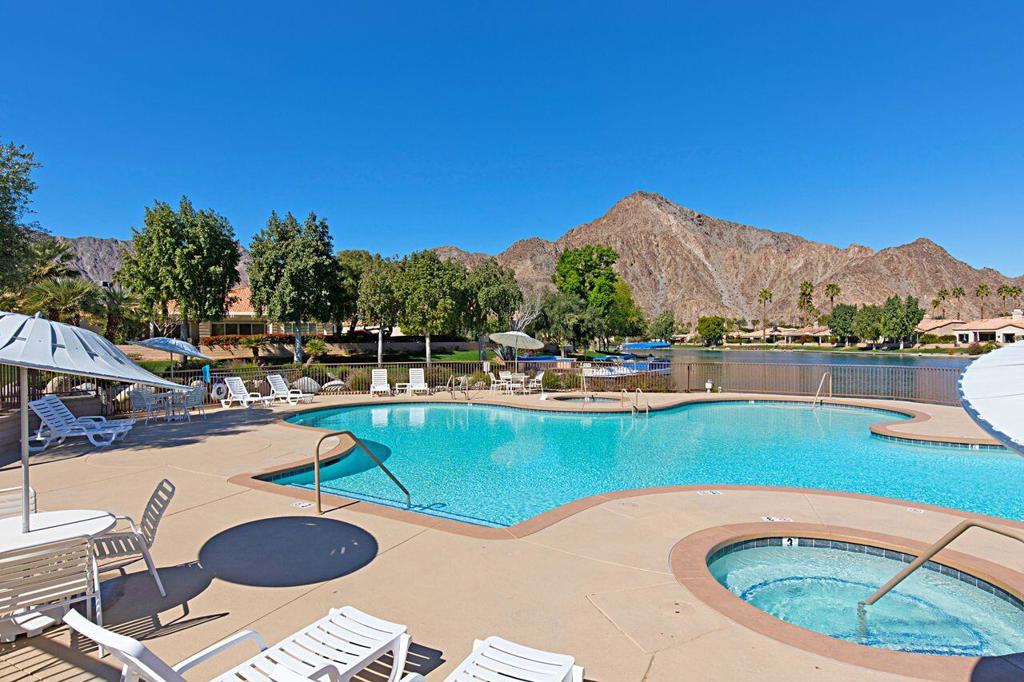 Laguna De La Paz - Residential