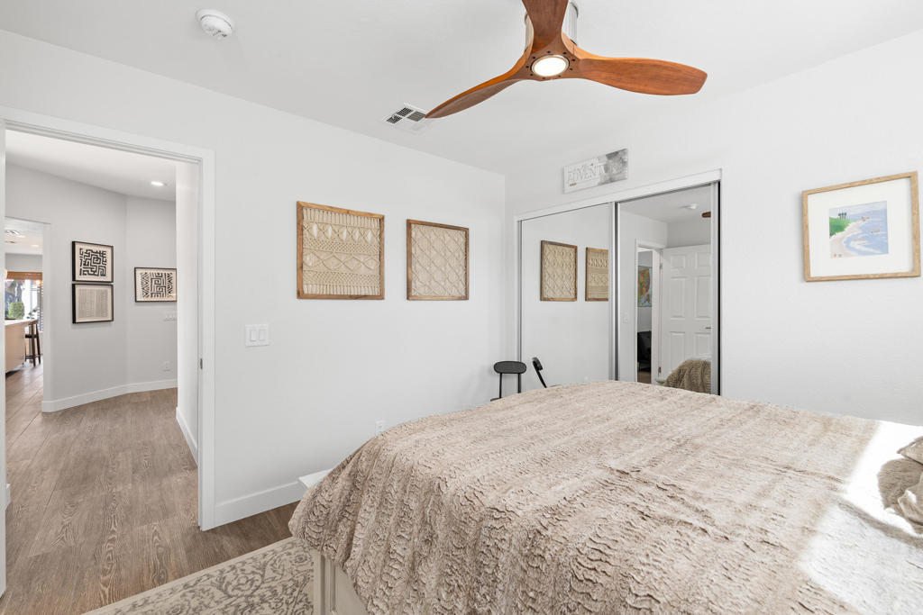 Laguna De La Paz - Residential