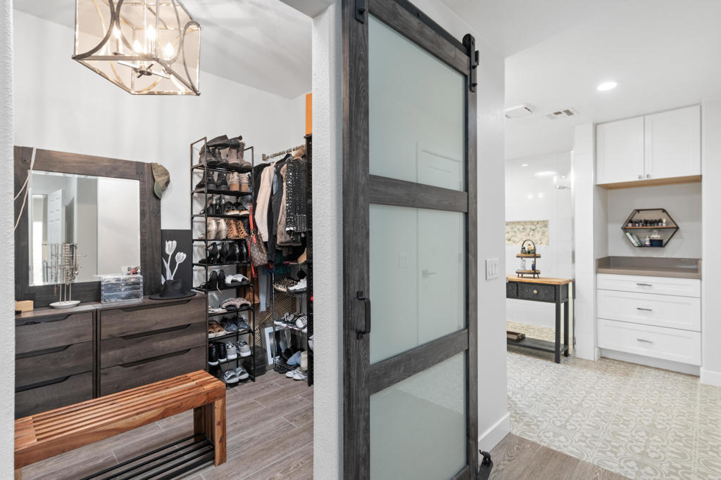 Laguna De La Paz - Residential