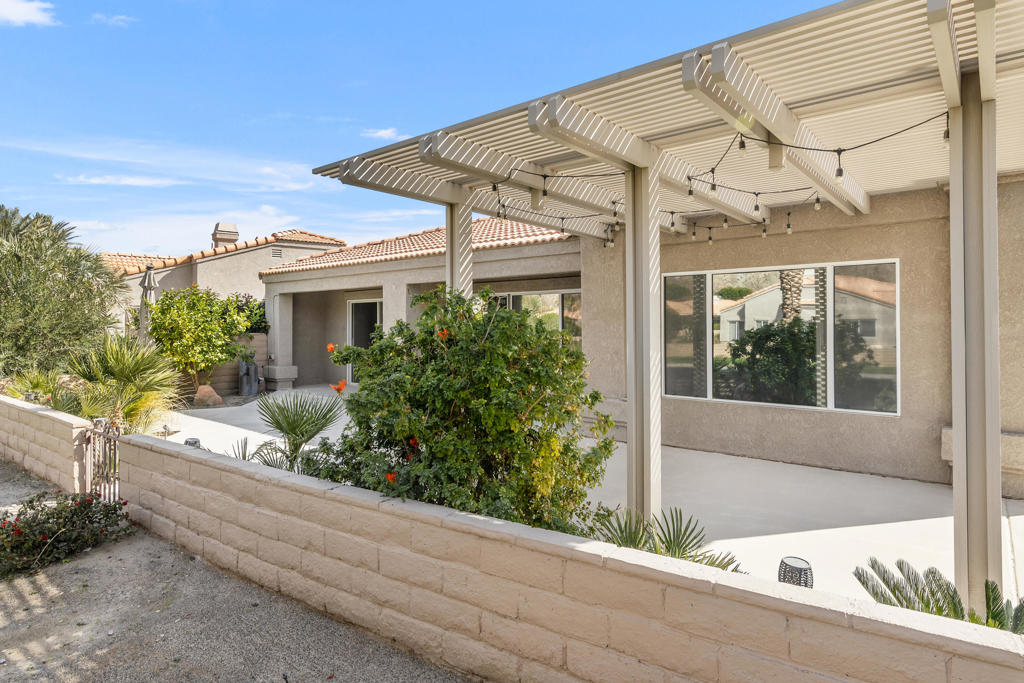 Laguna De La Paz - Residential