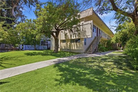 Photo of 11421 Tiara Street, North Hollywood, CA 91601 (MLS # SR26121134)