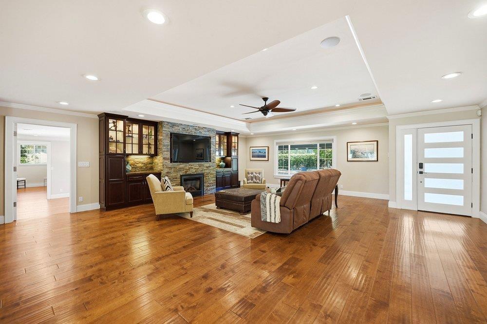 315 Clarke Lane