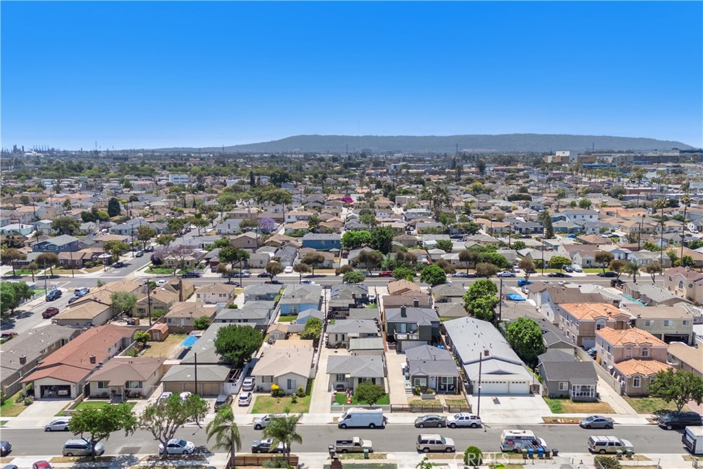4220 W 165th Street